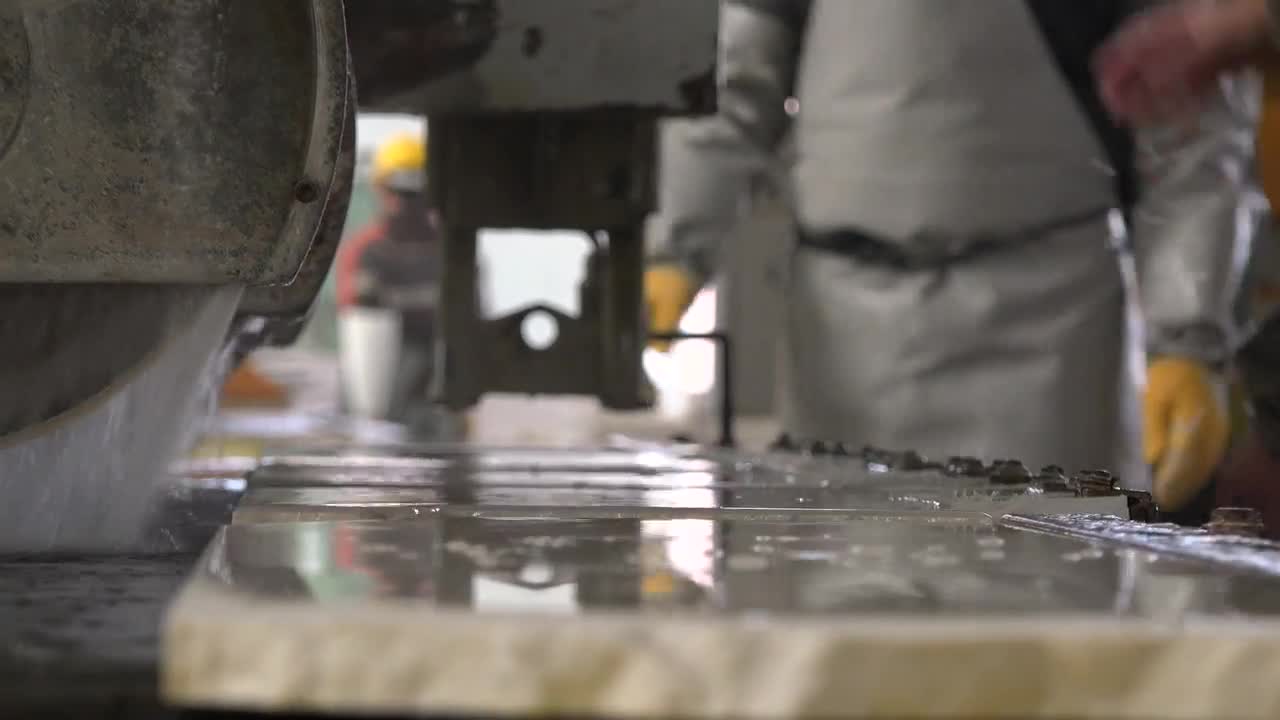 Free Stock Video Saw Cutting Marble Close Up Live Wallpaper