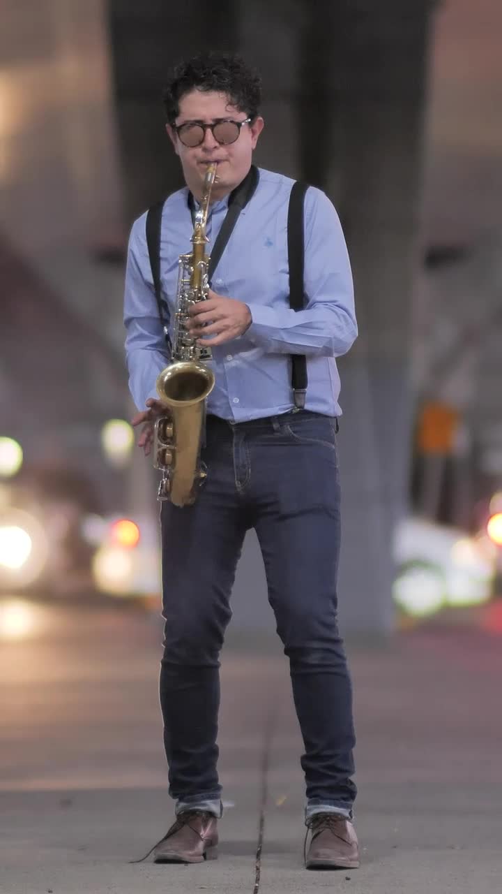 Free Stock Video Saxophone Musician On The Street Live Wallpaper