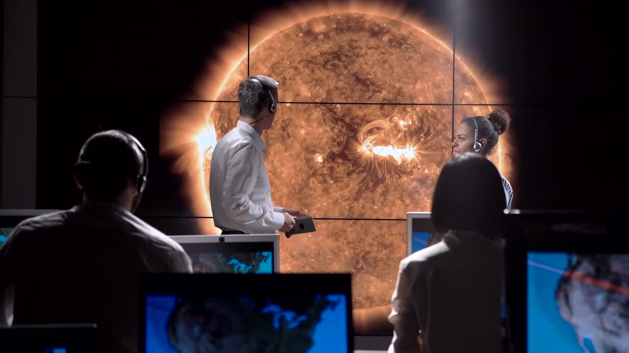 Free Stock Video Scientists Having A Discussion During An Eclipse Live Wallpaper