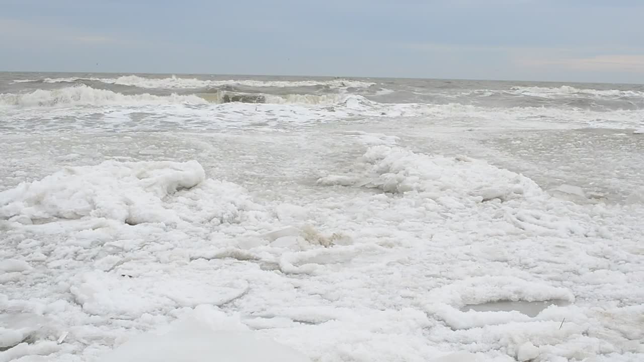 Free Stock Video Sea Foam Against The Shore Live Wallpaper