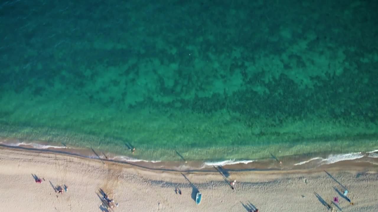 Free Stock Video Sea Texture Of A Beach From Above Live Wallpaper