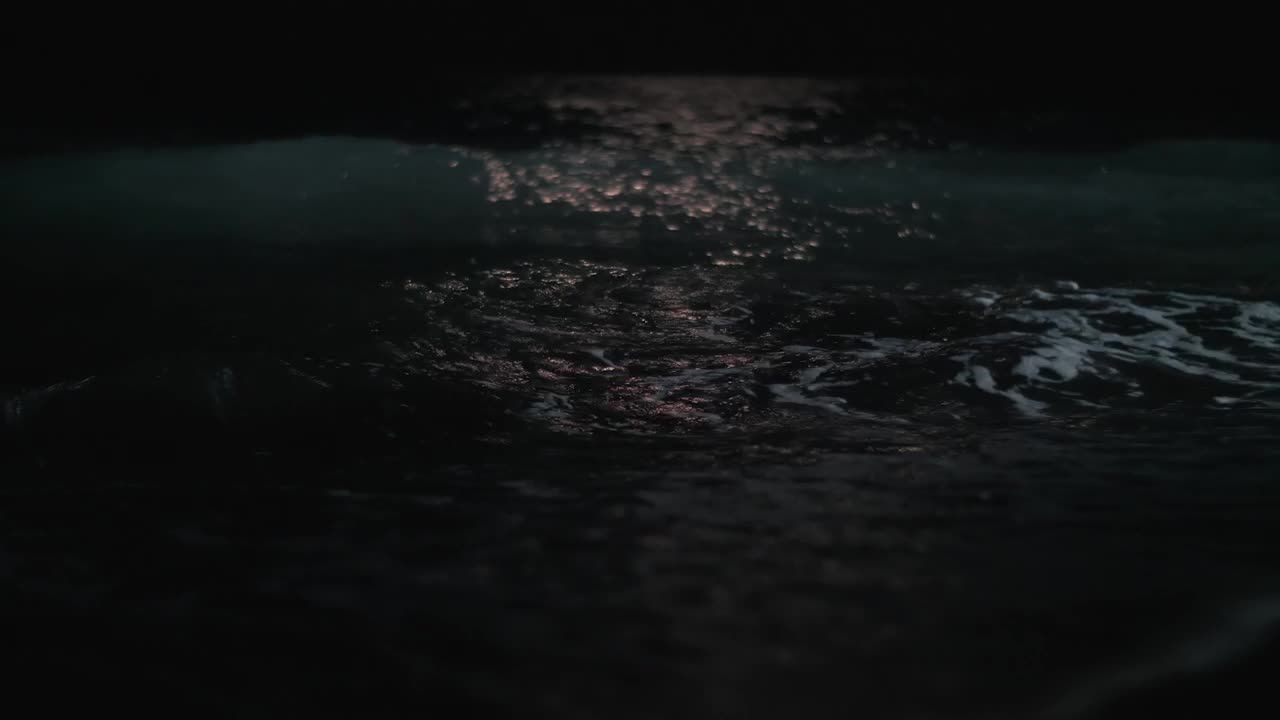 Free Stock Video Sea Waves Washing Against The Shore Live Wallpaper