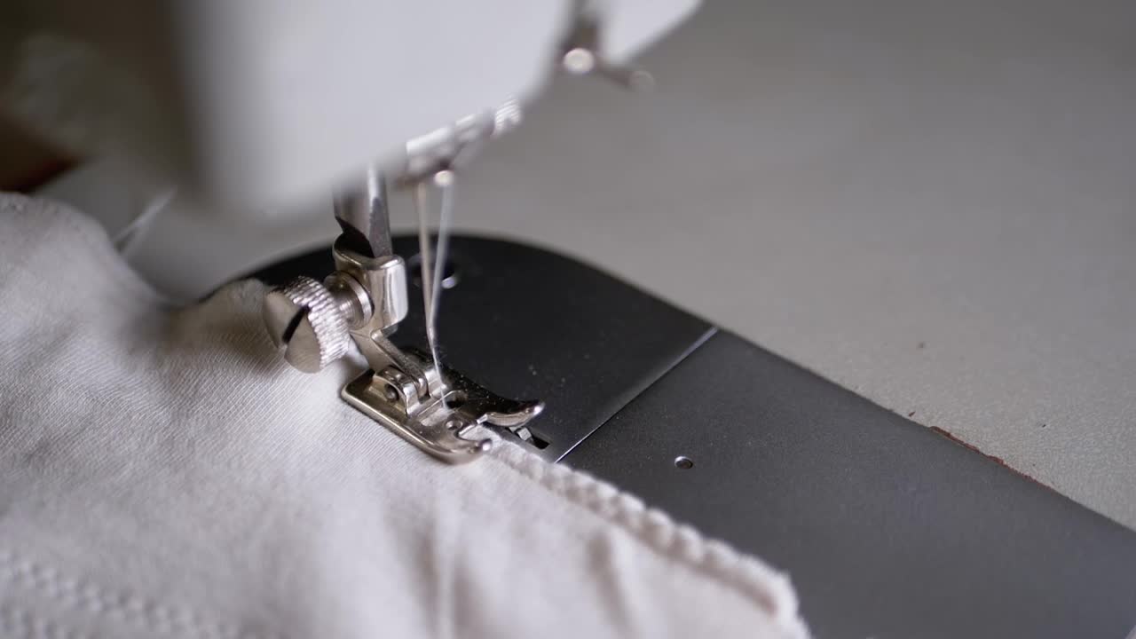 Free Stock Video Sewing Machine Needle In Slow Motion Live Wallpaper