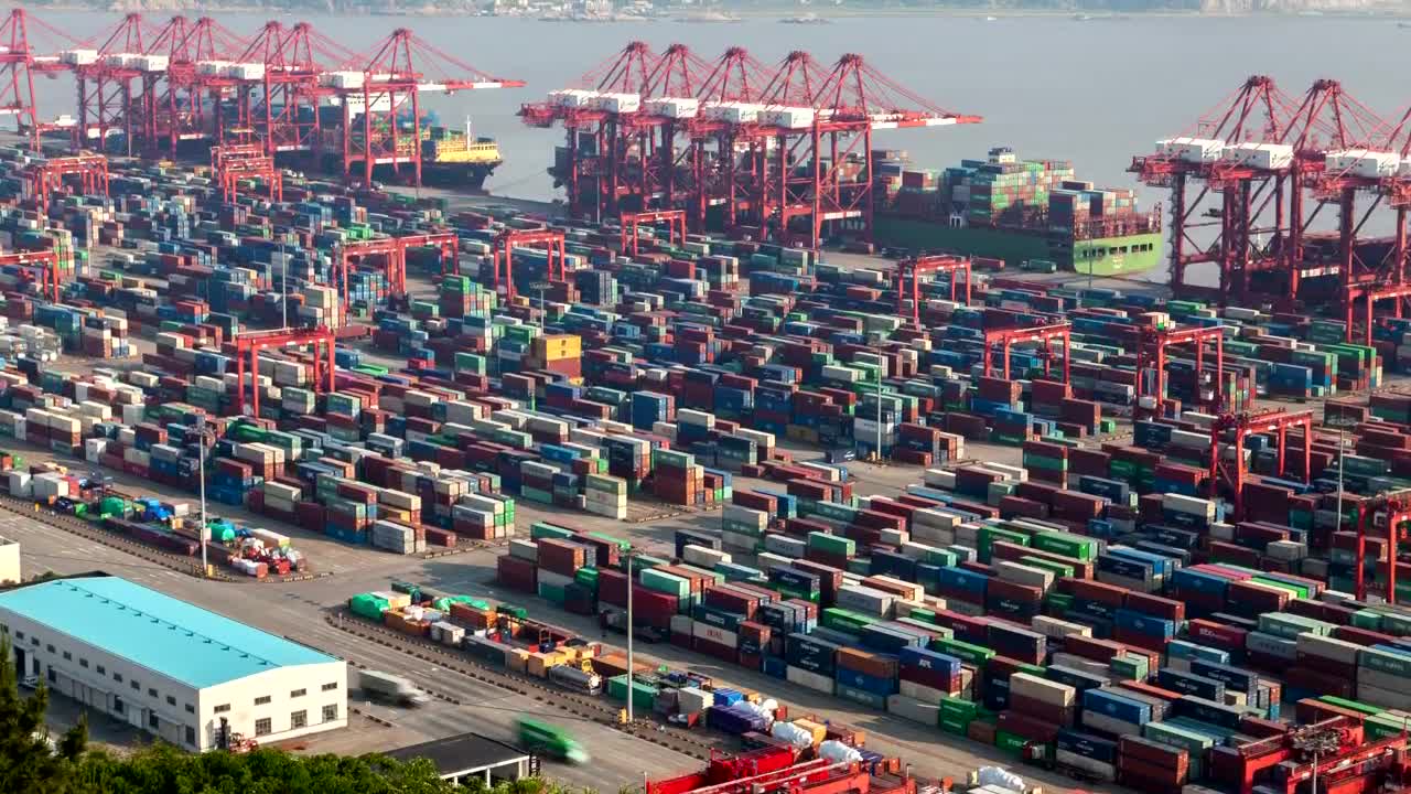 Free Stock Video Shanghai Containerport And Cranes Working Live Wallpaper