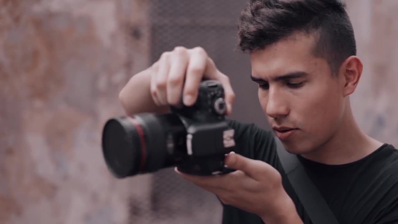 Free Stock Video Shaped Animated End Screen Live Wallpaper