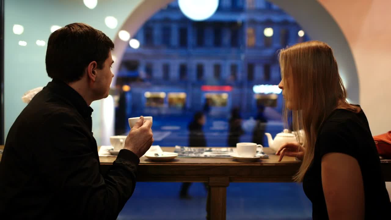 Free Stock Video Sharing A Coffee In The Evening Live Wallpaper