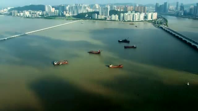 Free Stock Video Ships And Boats On A Large Lake Around A Large Live Wallpaper