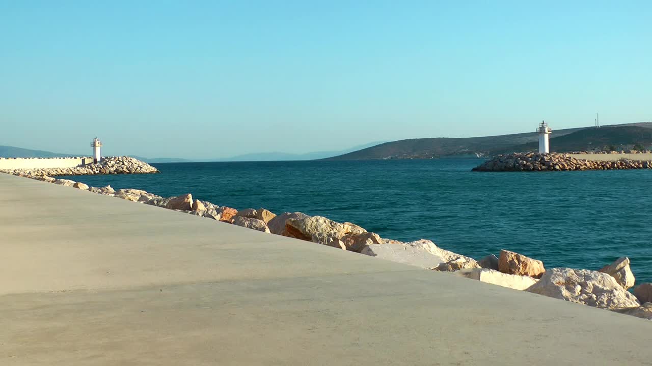 Free Stock Video Shirtless Man Does Warm Up On The Dock Live Wallpaper