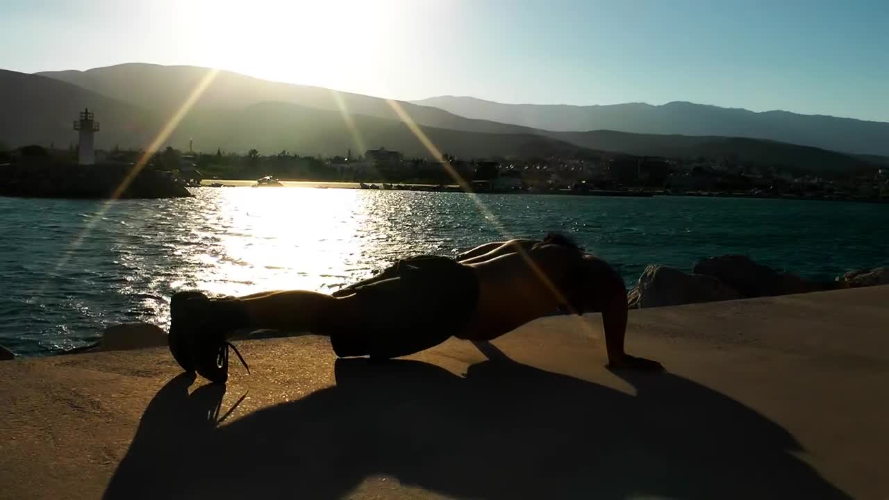 Free Stock Video Shirtless Man Doing Push Ups On The Boardwalk Live Wallpaper