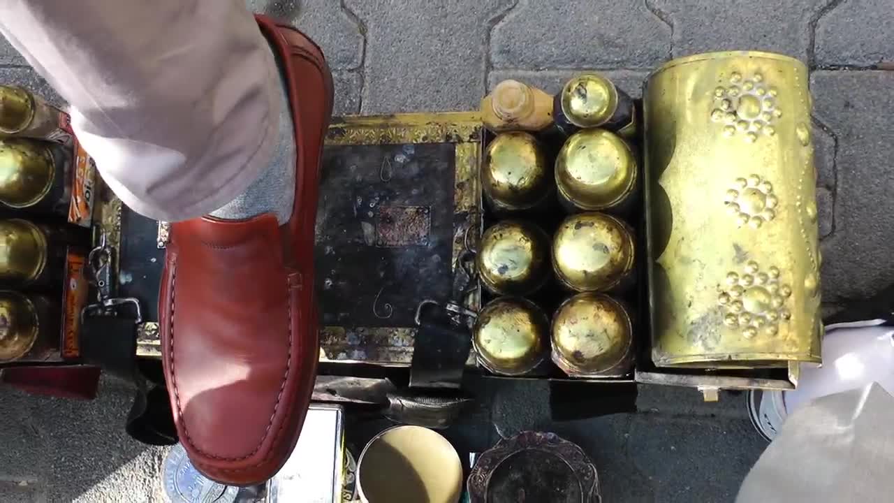 Free Stock Video Shoeshiner Working Over Head Shot Live Wallpaper