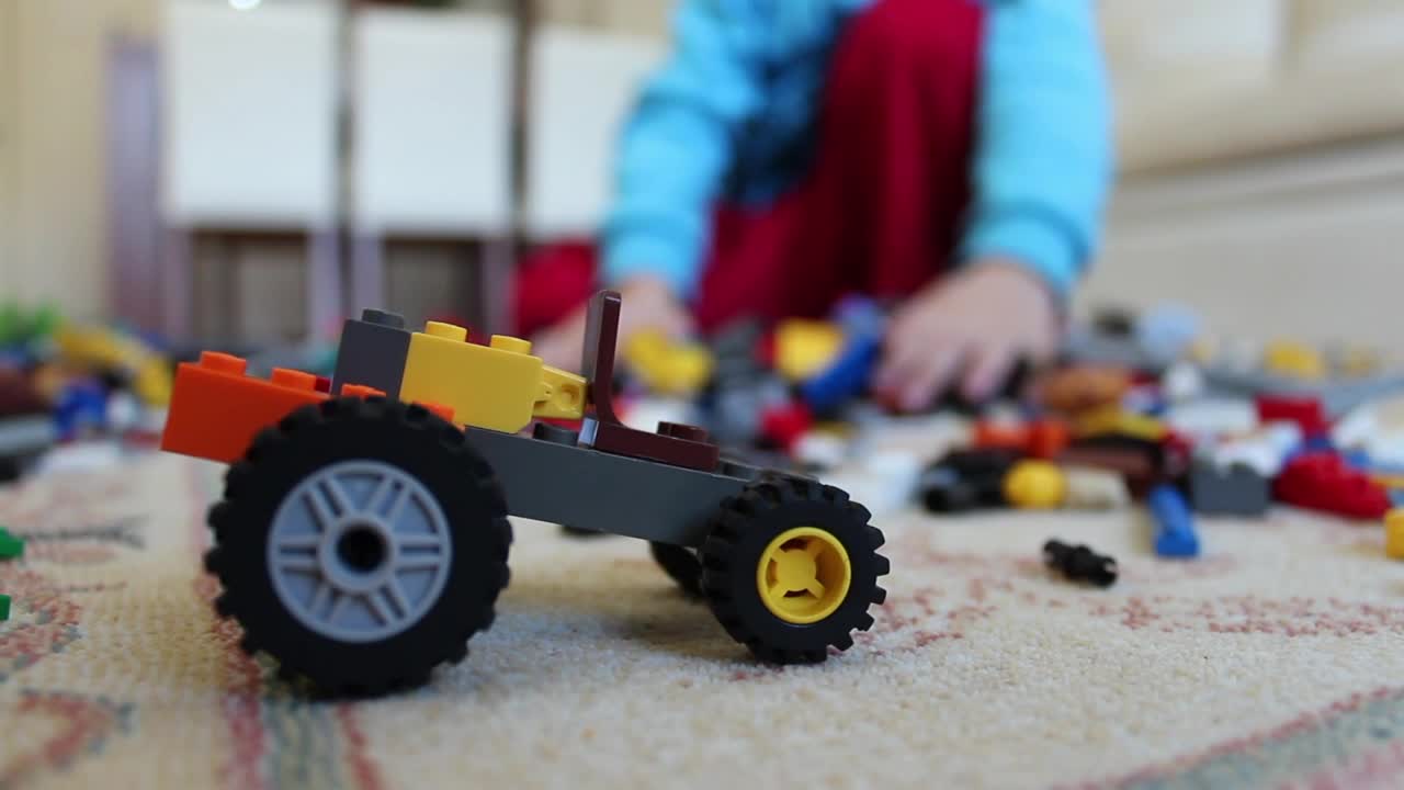 Free Stock Video Shopping Armed Legos By A Child Live Wallpaper