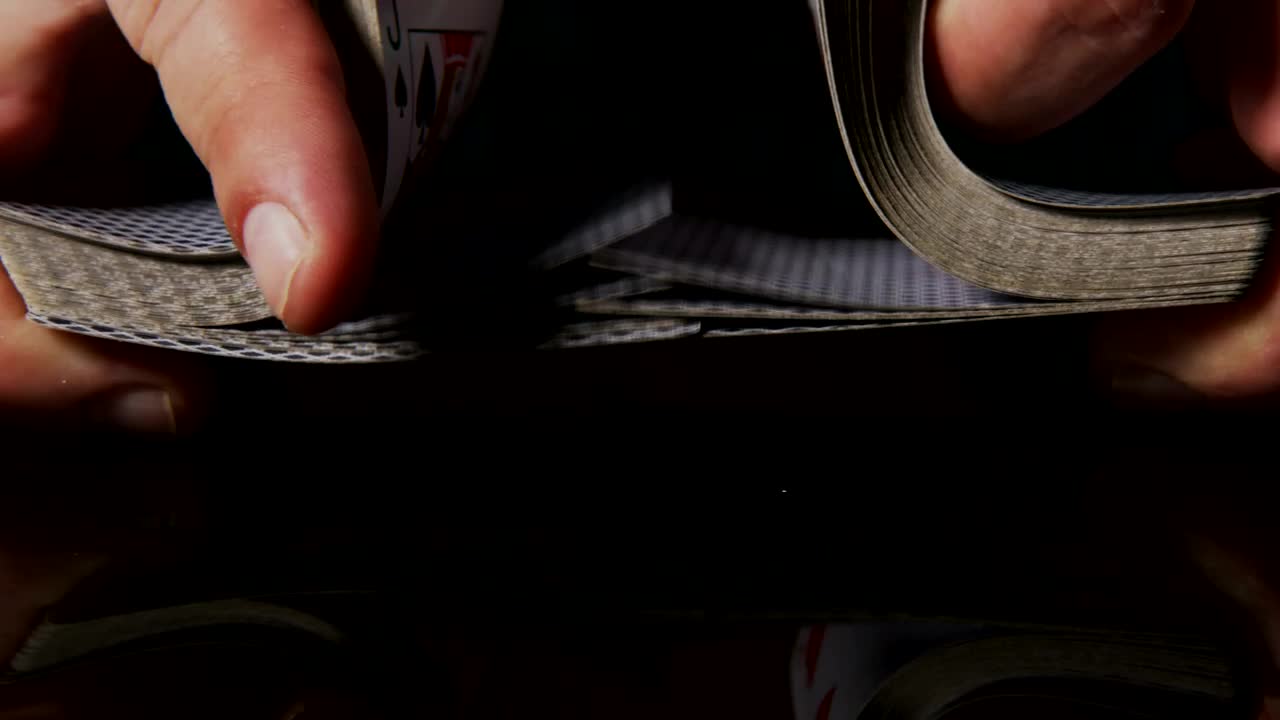 Free Stock Video Shuffling Cards By Splitting The Deck Live Wallpaper