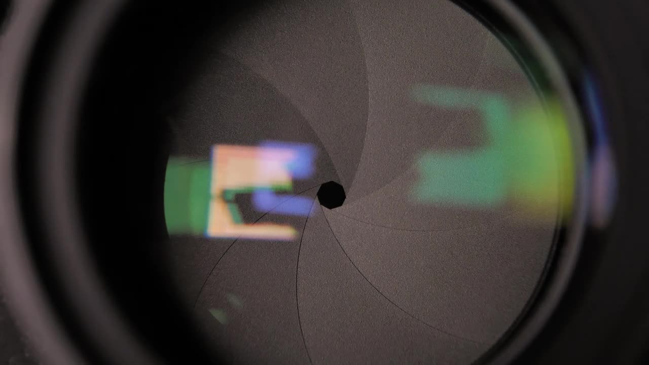 Free Stock Video Shutter Reflecting Colored Figures Live Wallpaper