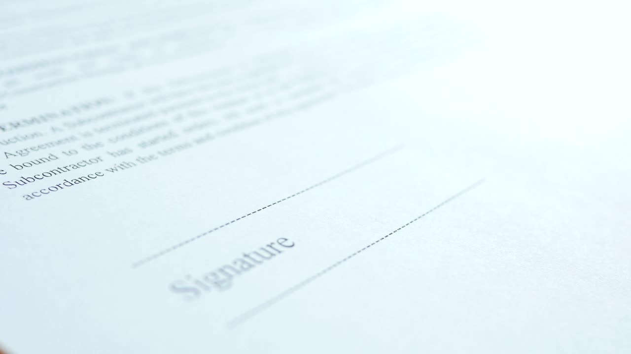 Free Stock Video Signing A Business Contract Close Up Live Wallpaper