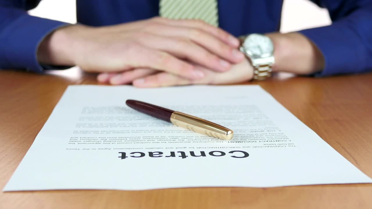 Free Stock Video Signing A Contract With A Pen Live Wallpaper