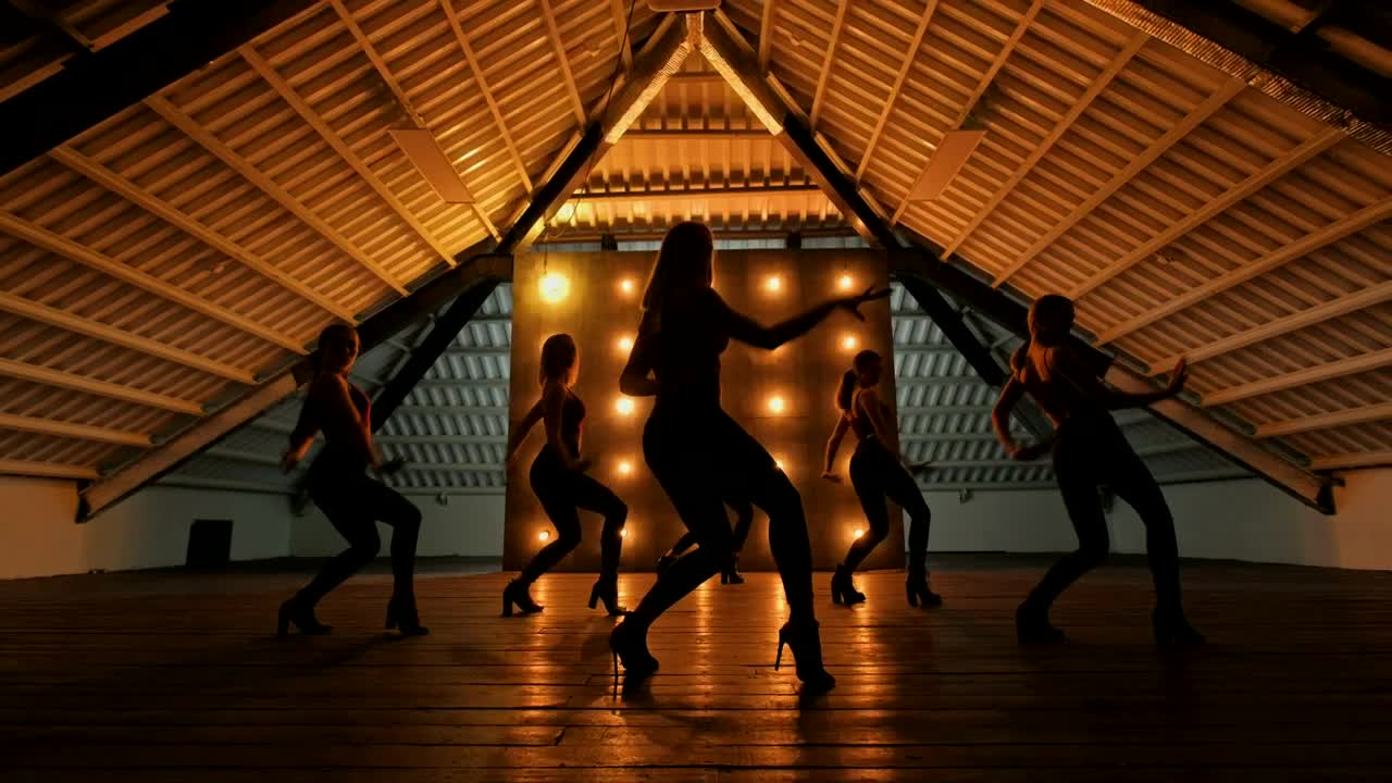 Free Stock Video Silhouette Of Dancers Performing A Choreography Live Wallpaper