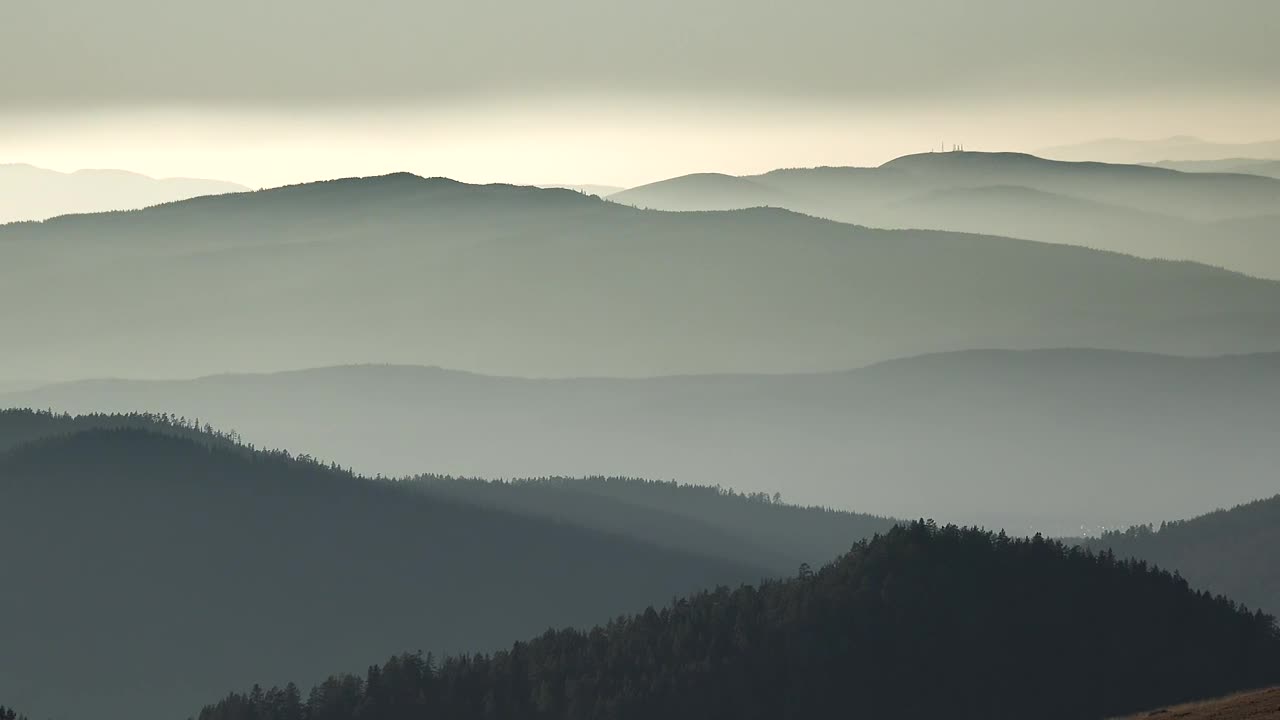Free Stock Video Silhouette Of Hills And Mountains In The Distance Live Wallpaper