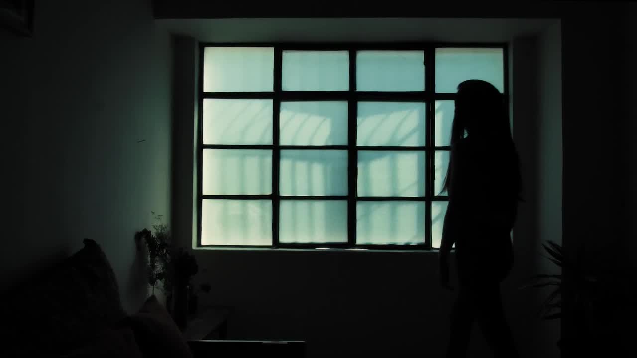 Free Stock Video Silhouette Of Woman Opening A Window Live Wallpaper