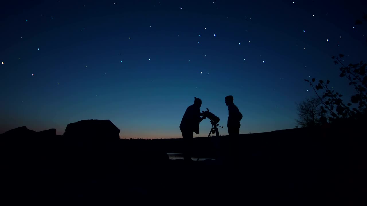 Free Stock Video Silhouettes Of A Couple Of Men And A Telescope Live Wallpaper