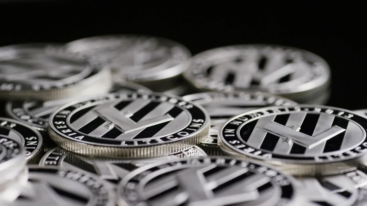 Free Stock Video Silver Lite Coins Stack Rotating Live Wallpaper