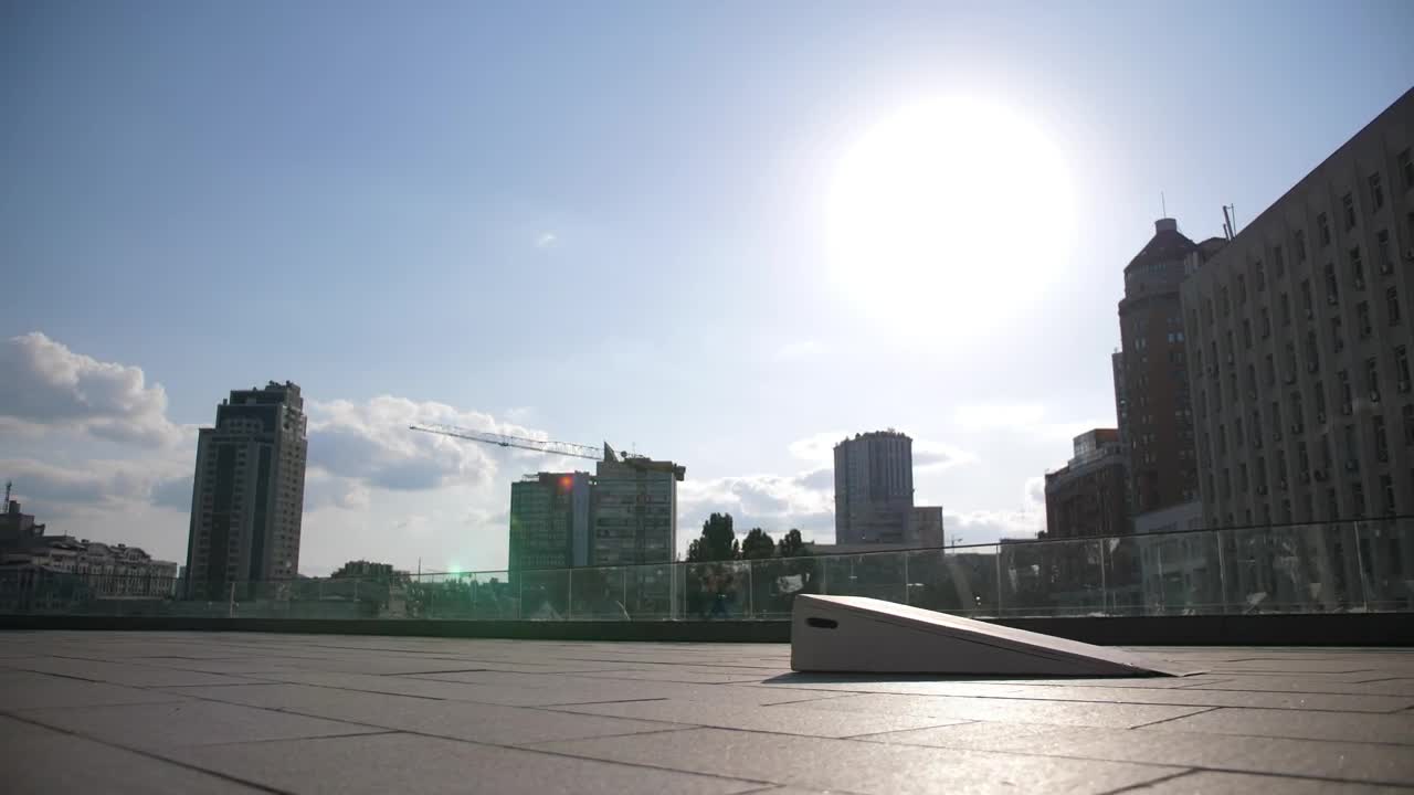Free Video Stock Skater Slips Off His Board Live Wallpaper