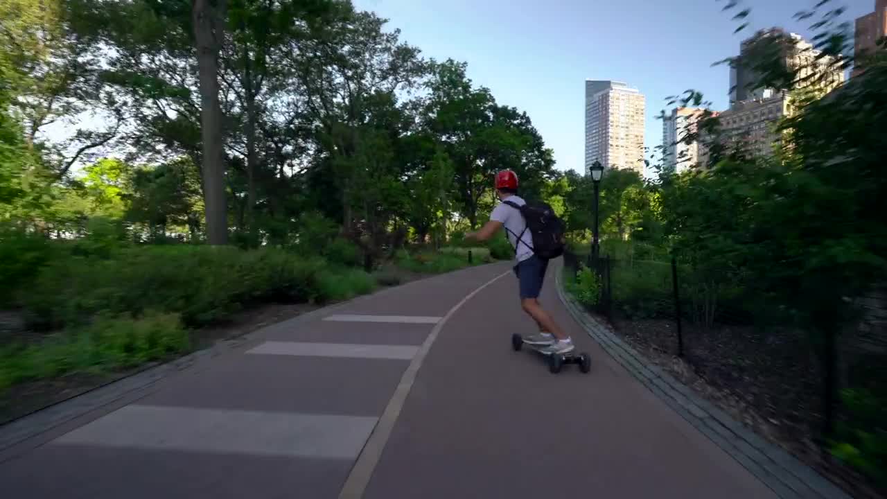 Free Video Stock Skating Through A City Street Live Wallpaper