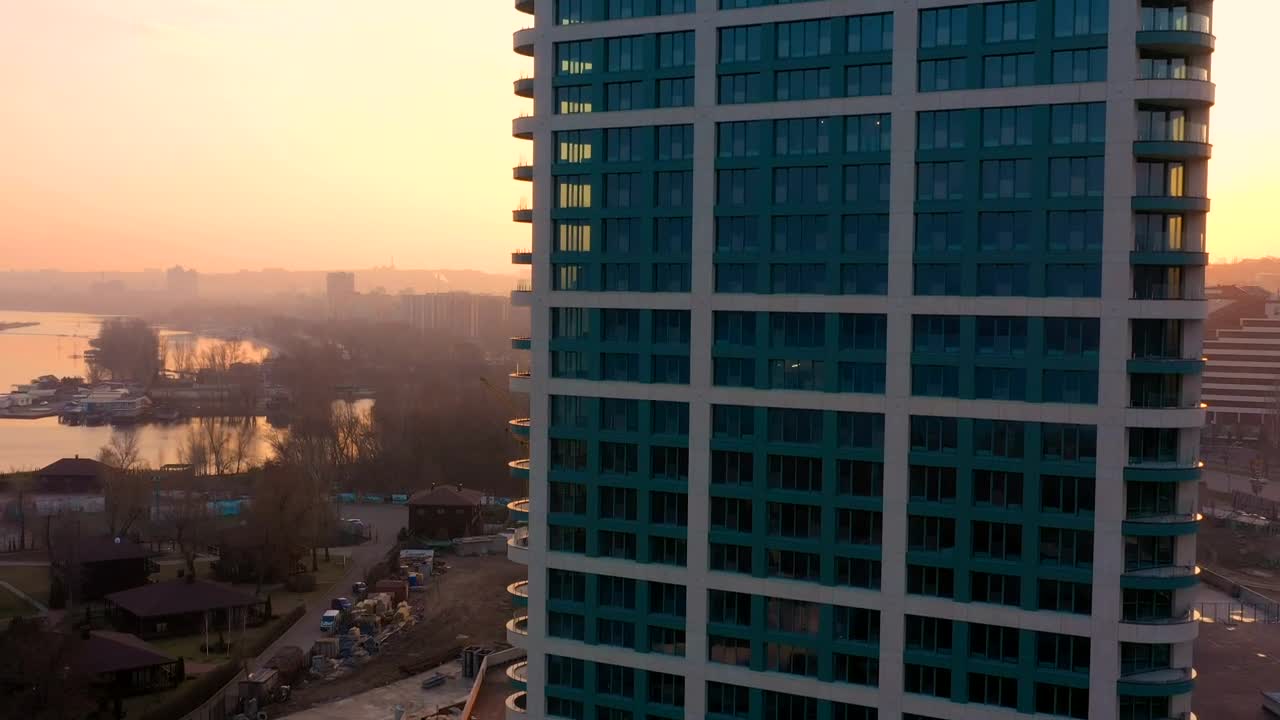 Free Video Stock Skyscraper And The City In The Sunset Live Wallpaper