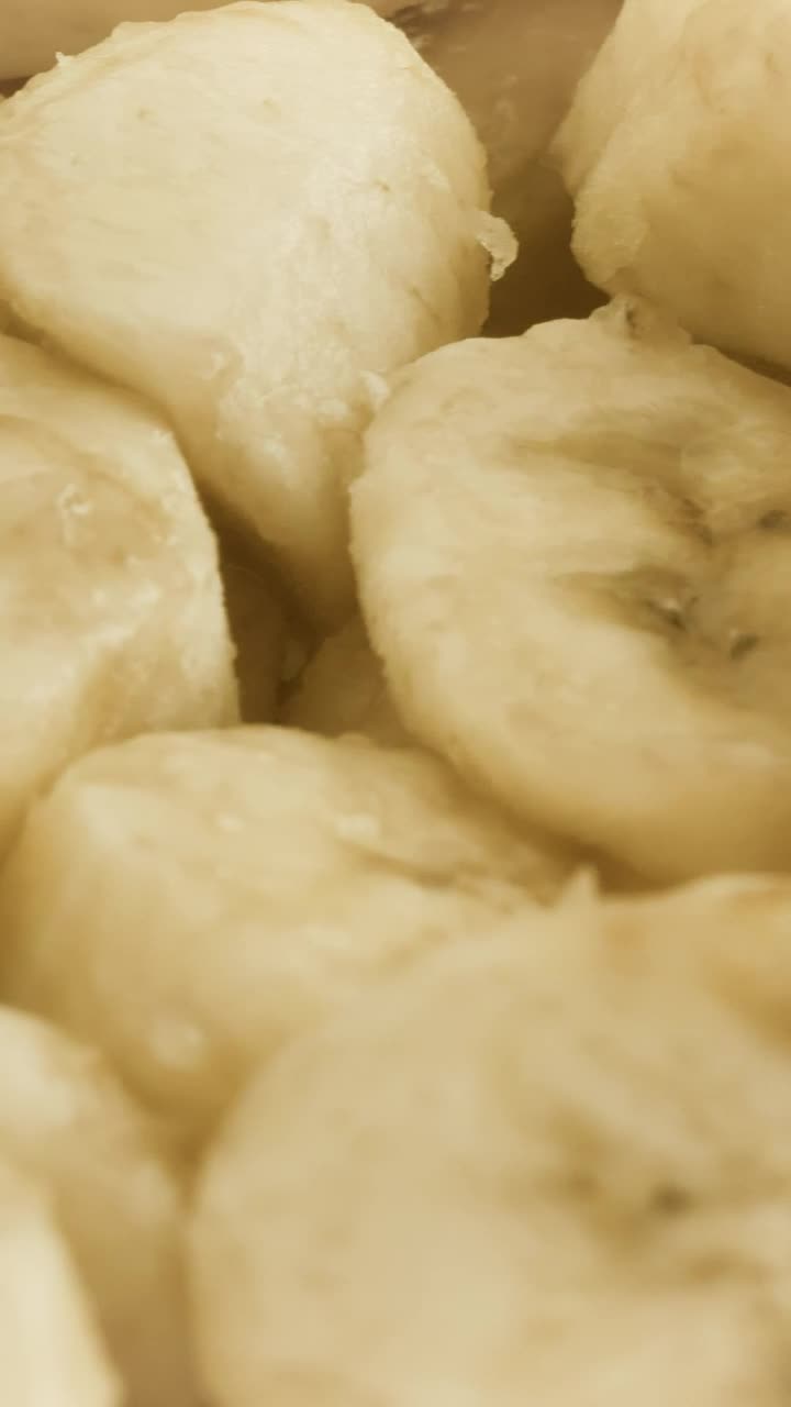 Free Video Stock Sliced Banana Live Wallpaper