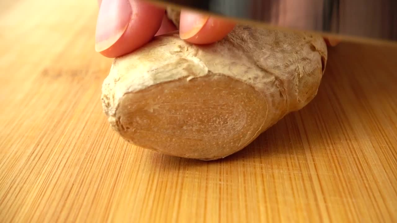 Free Video Stock Slicing Fresh Ginger Live Wallpaper