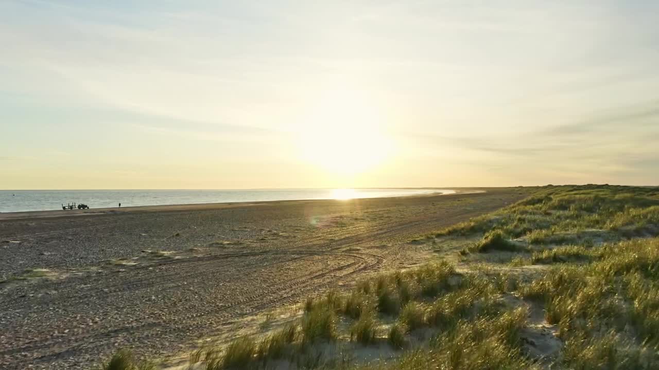 Free Video Stock Slow Moving Drone Over The Beach Live Wallpaper