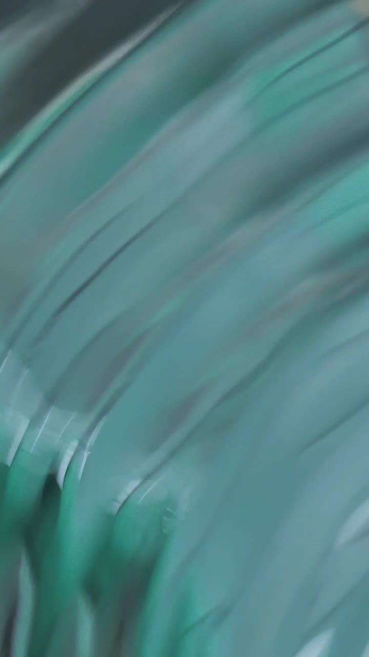 Free Video Stock Slow Ripples In The Water Live Wallpaper
