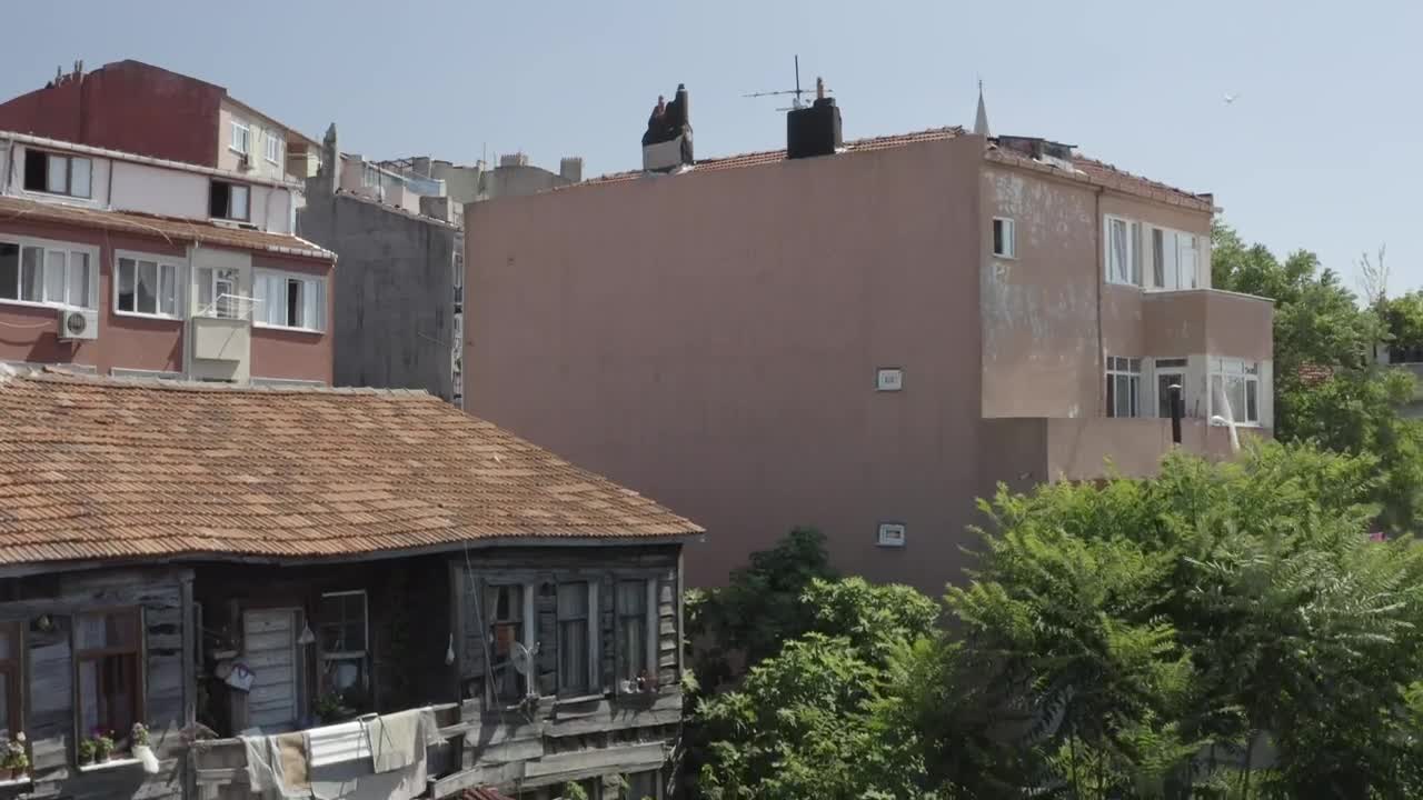 Free Video Stock Small Houses By The Waterfront Live Wallpaper