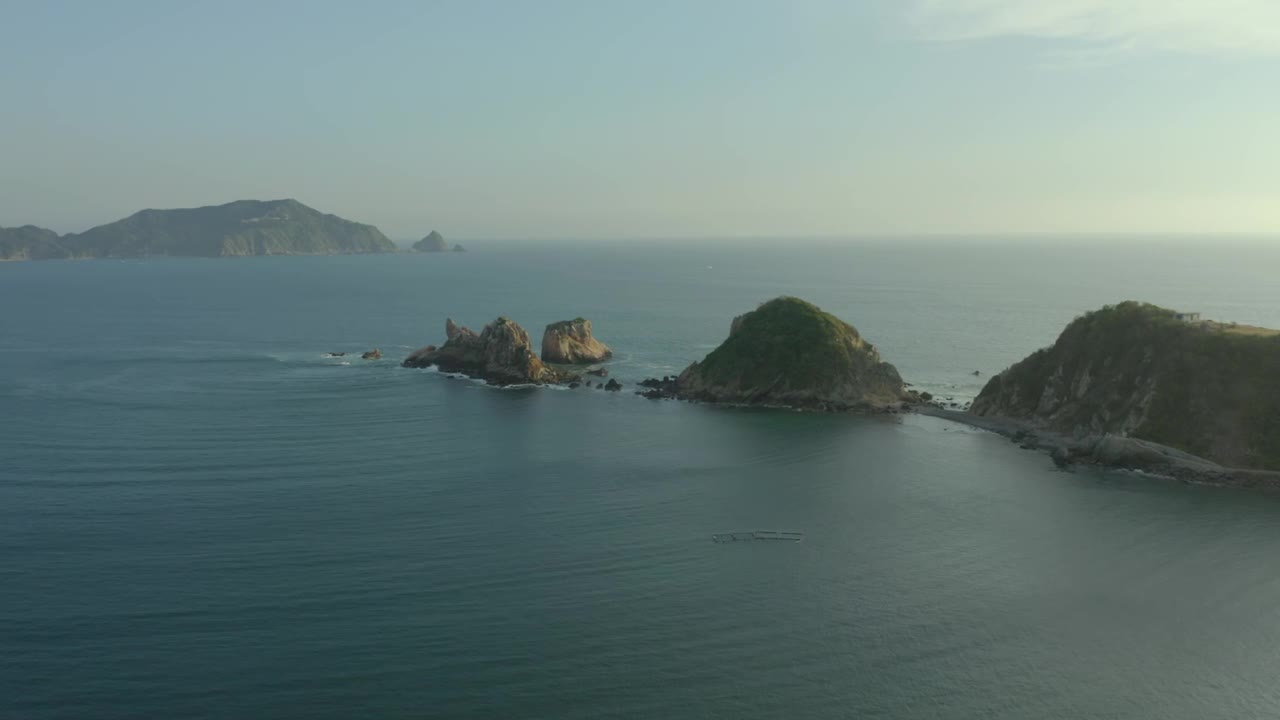 Free Video Stock Small Rocky Islands On A Peninsula Live Wallpaper