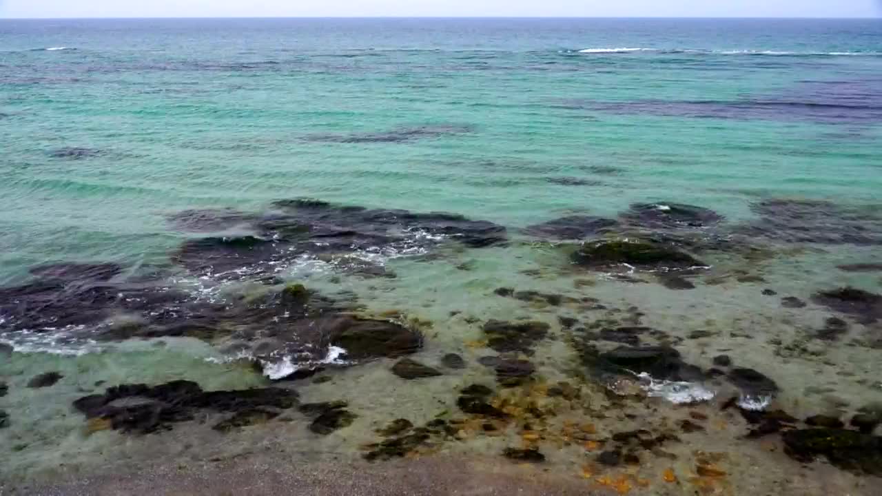 Free Video Stock Small Sea Waves And Clear Water Live Wallpaper