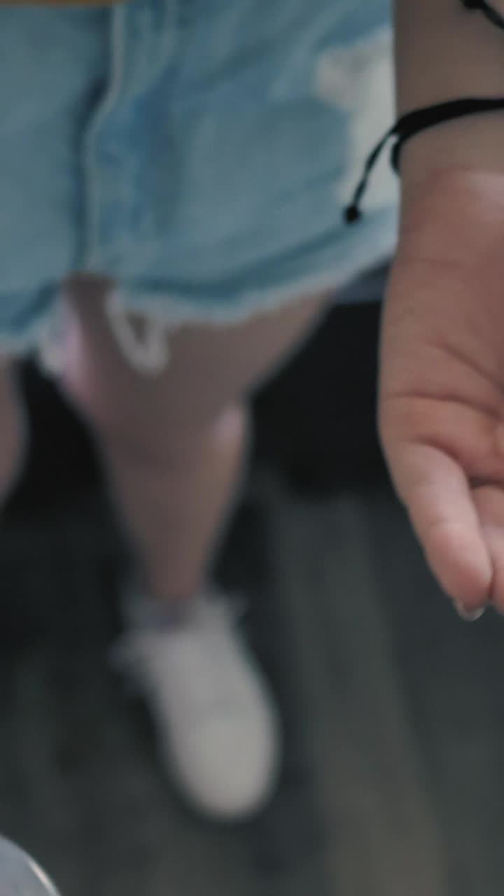 Free Video Stock Smearing Antibacterial Gel On The Hands Live Wallpaper