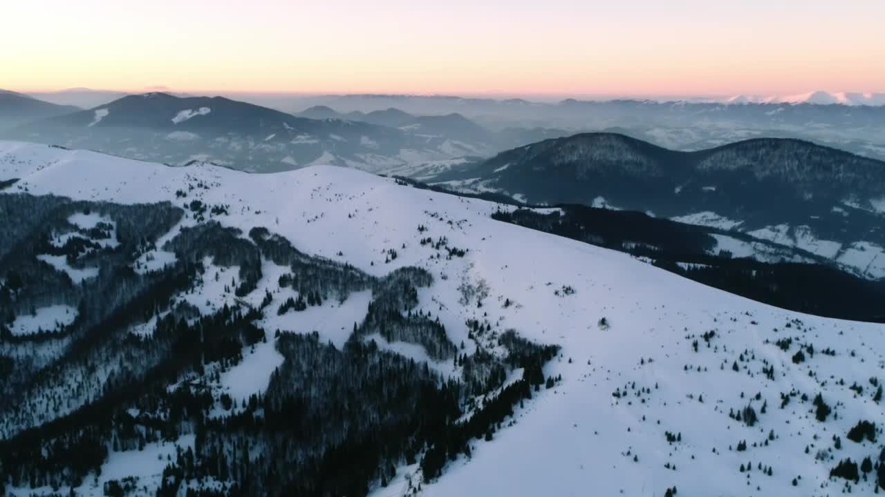 Free Video Stock Snow Covering A Landscape In The Mountains Live Wallpaper