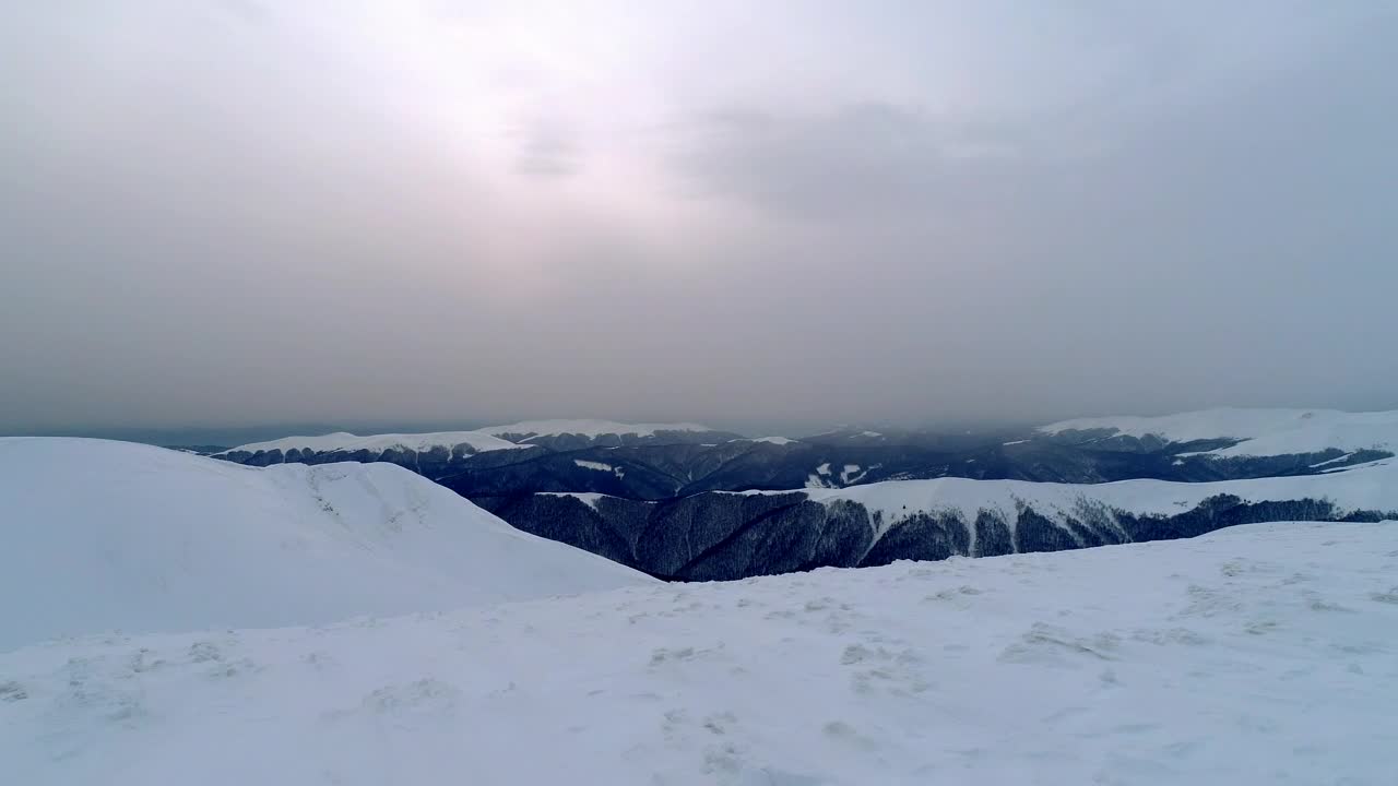 Free Video Stock Snow Filled Flat Surface Of The Top Of A Mountain Live Wallpaper