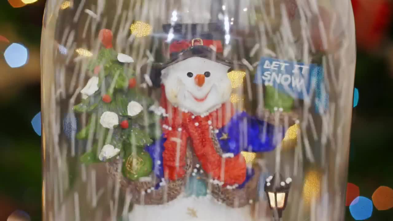 Free Video Stock Snowman Inside A Vase Live Wallpaper
