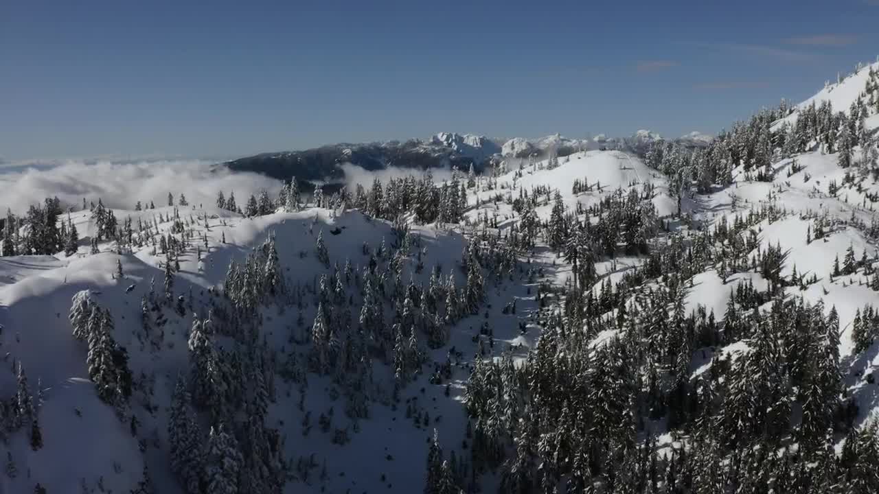 Free Video Stock Snowy Mountain Above The Clouds Live Wallpaper