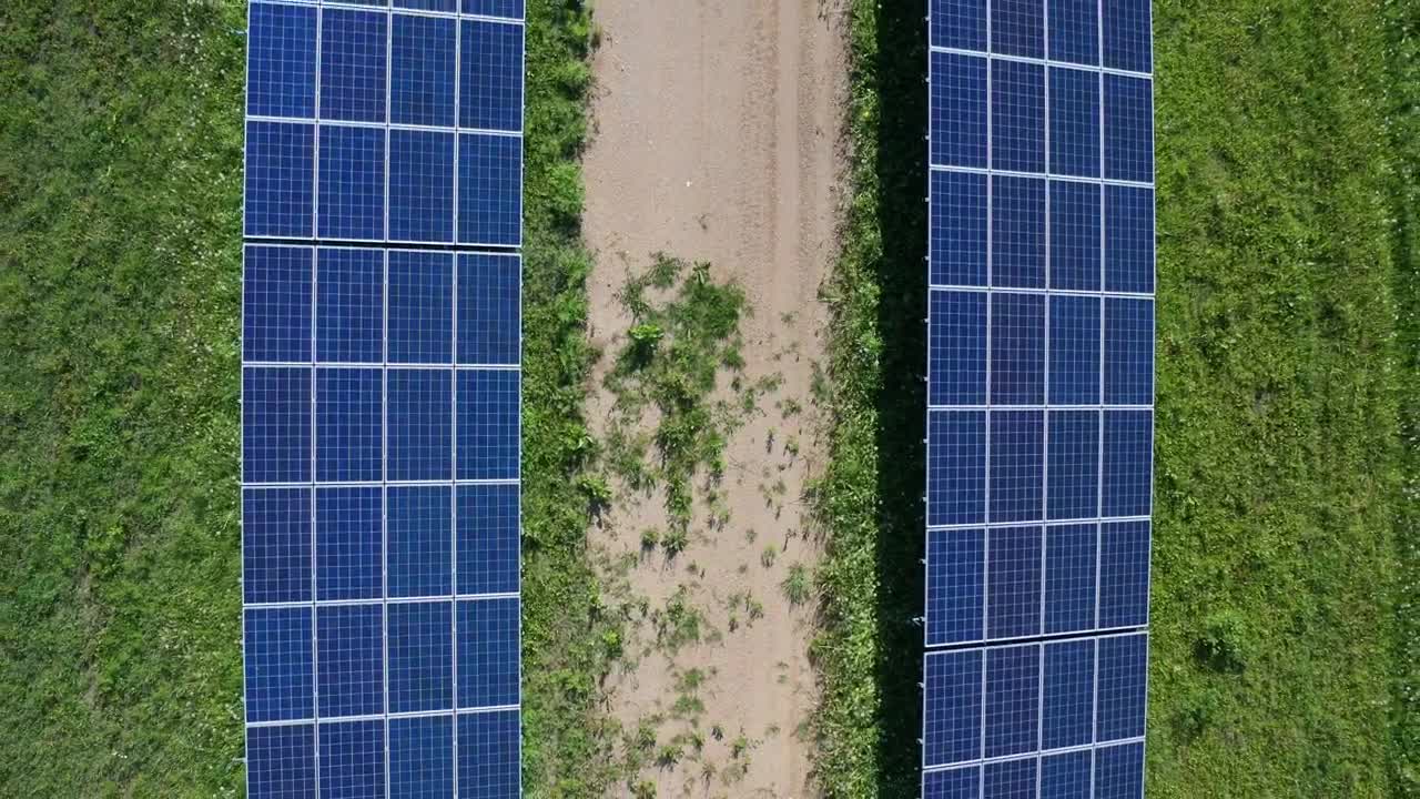 Free Video Stock Solar Panels In A Field Live Wallpaper