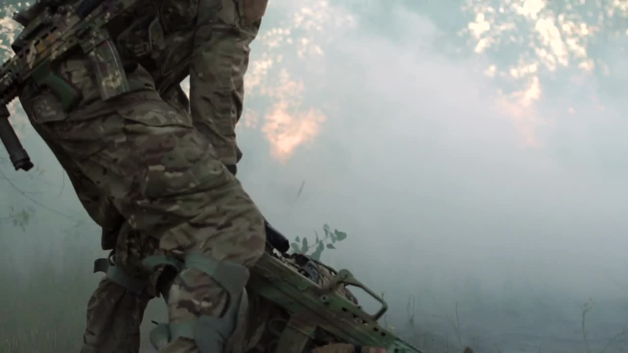 Free Video Stock Sold Your Helping Injured Friend Live Wallpaper