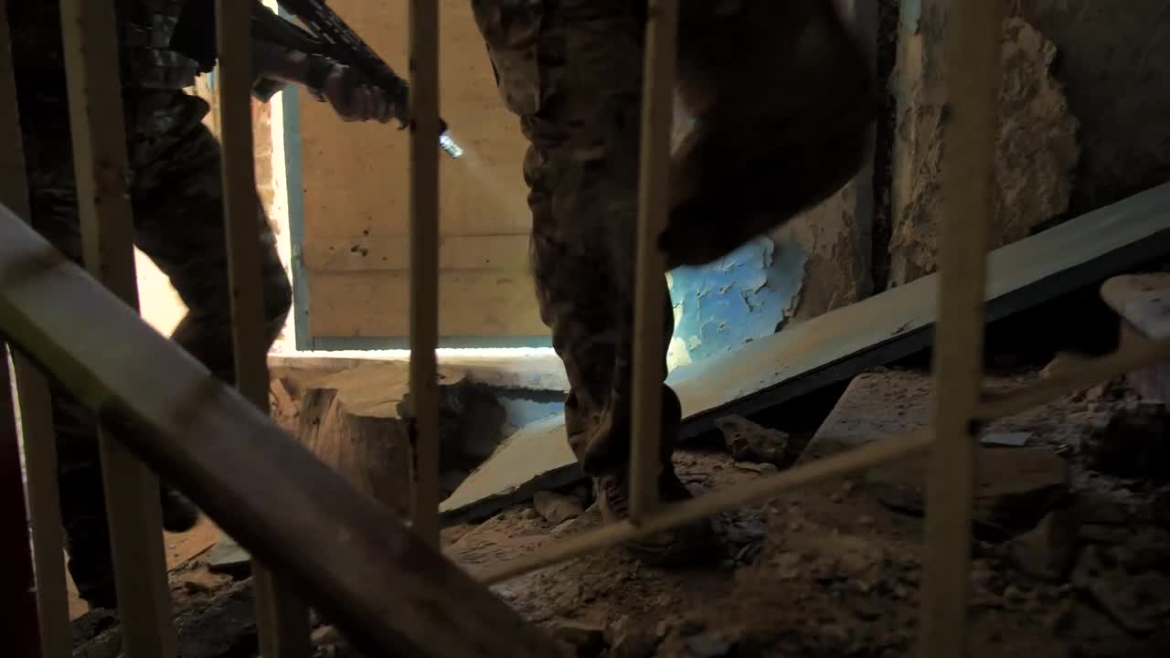 Free Video Stock Soldiers Climbing Wooden Steps Live Wallpaper