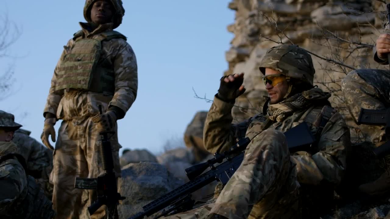 Free Video Stock Soldiers Taking Rests In The Countryside Live Wallpaper