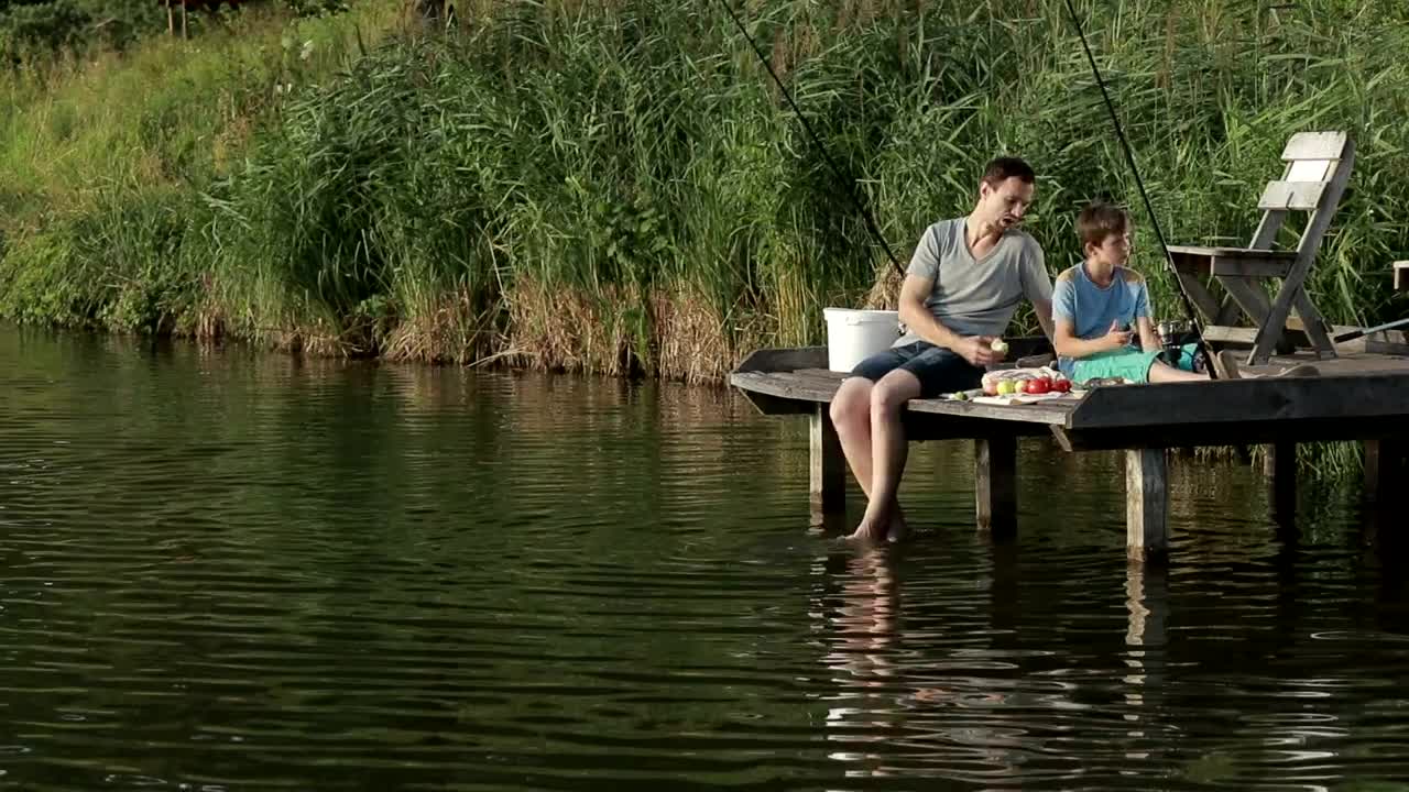 Free Video Stock Spending The Day Fishing Live Wallpaper