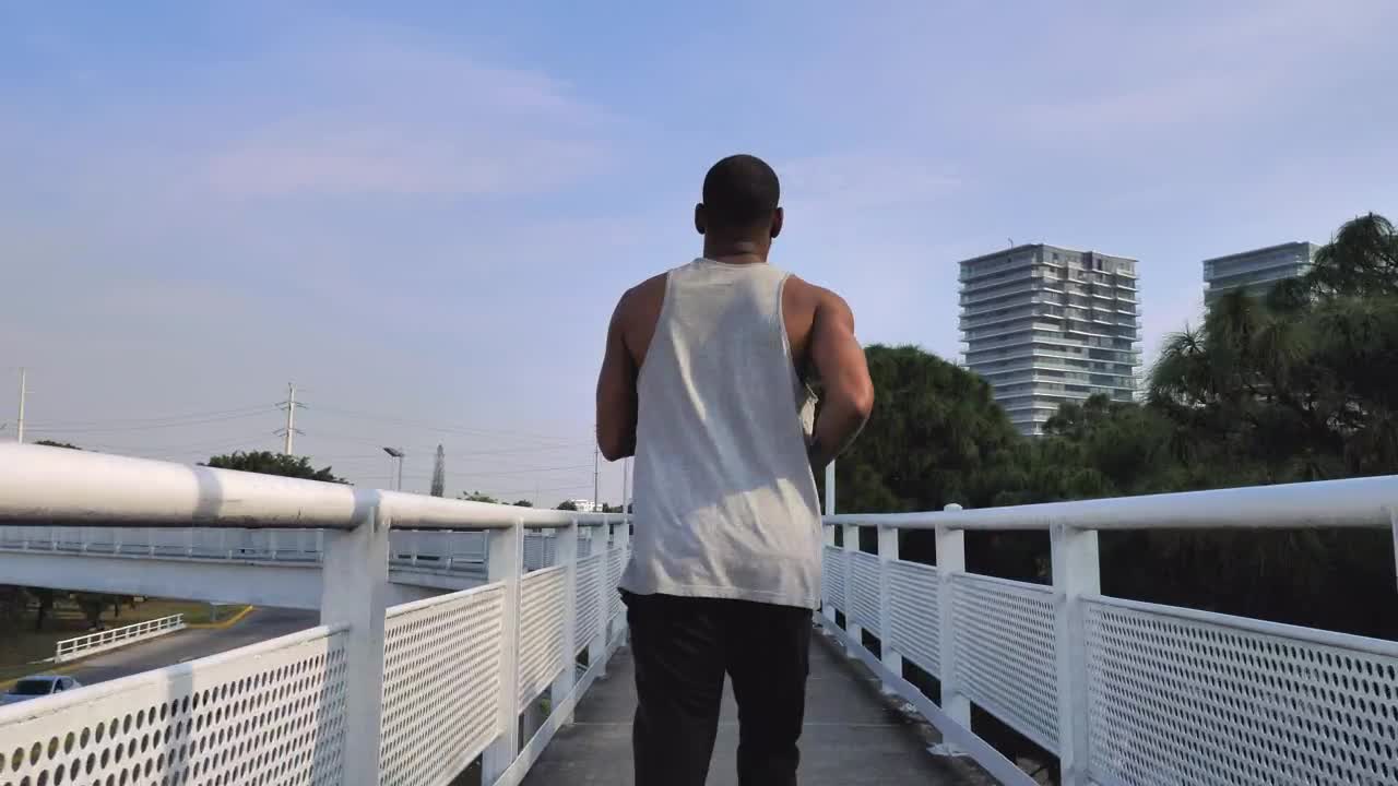 Free Video Stock Sportsman Doing Cardio Training Live Wallpaper