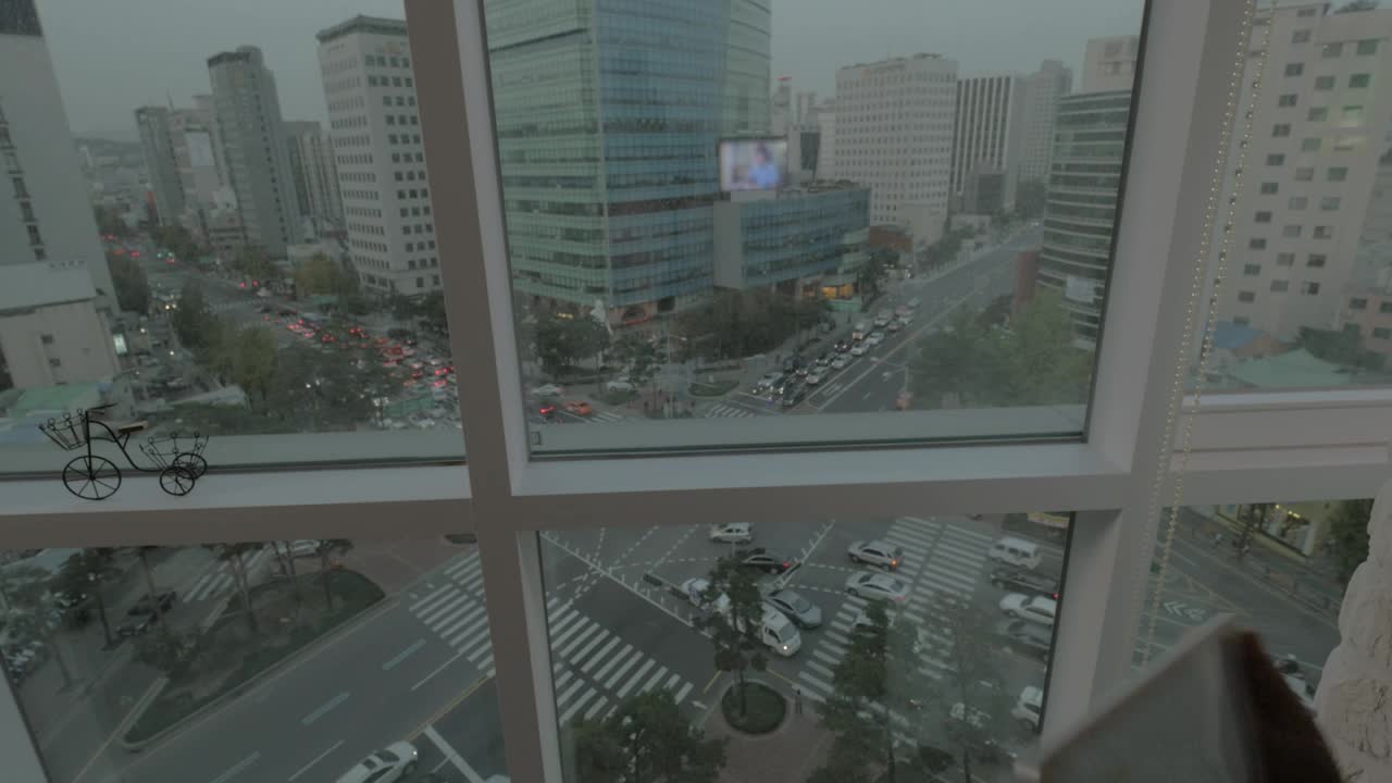 Free Video Stock Standing By The Window In Korea Live Wallpaper