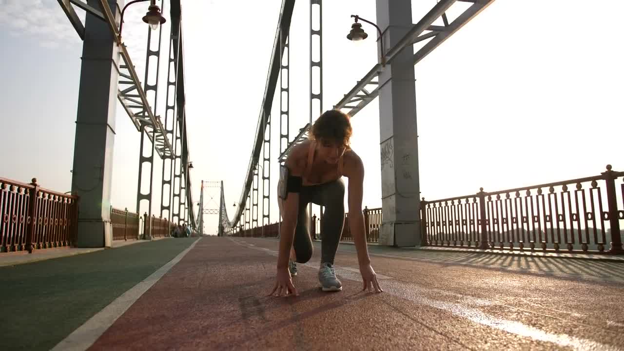 Free Video Stock Starting To Sprint Along A Bridge Live Wallpaper
