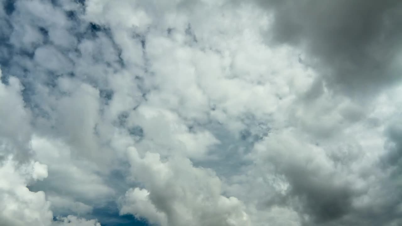 Free Video Stock Storm Coming In Over An Island Live Wallpaper
