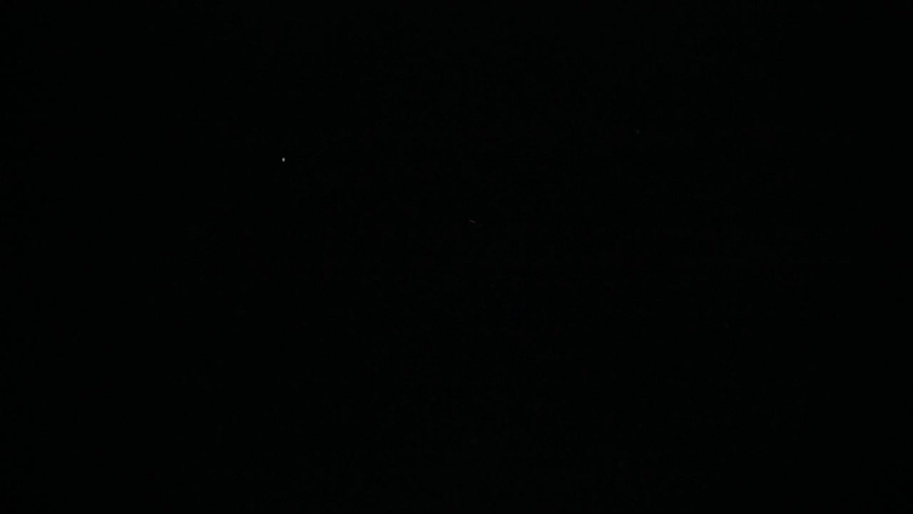 Free Video Stock Strawberries Falling On Water Live Wallpaper