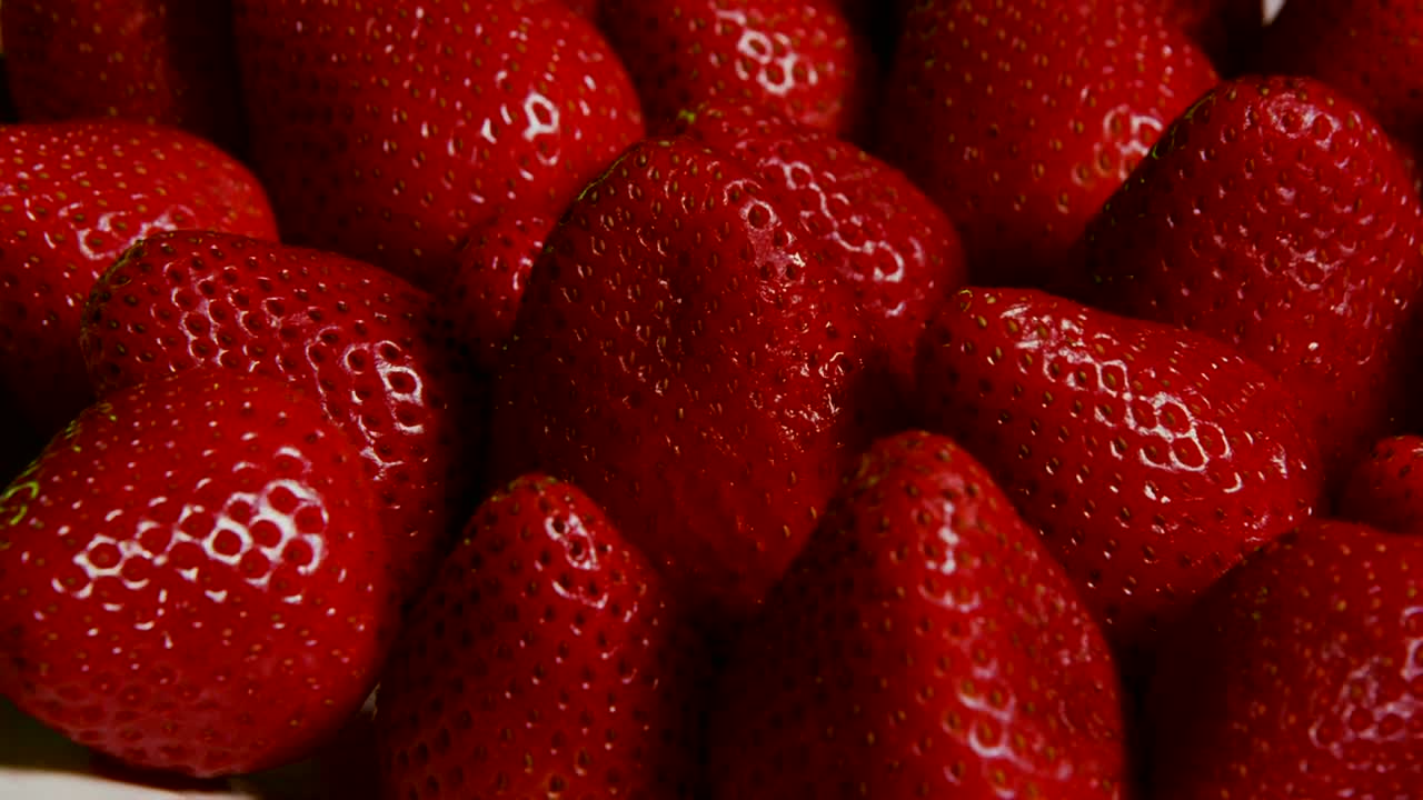 Free Video Stock Strawberries Spinning On A Platter Live Wallpaper